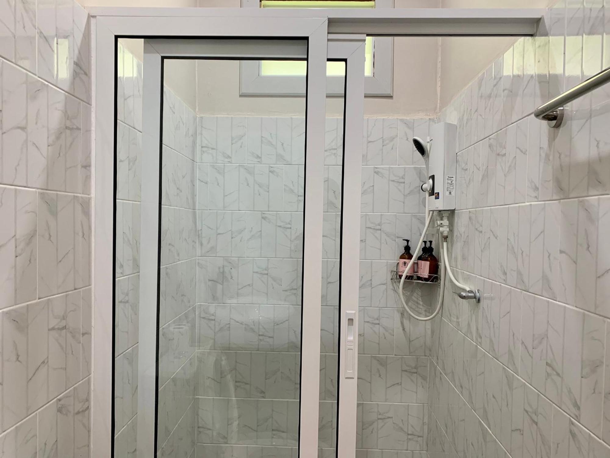 乐湾酒店 Li 外观 照片