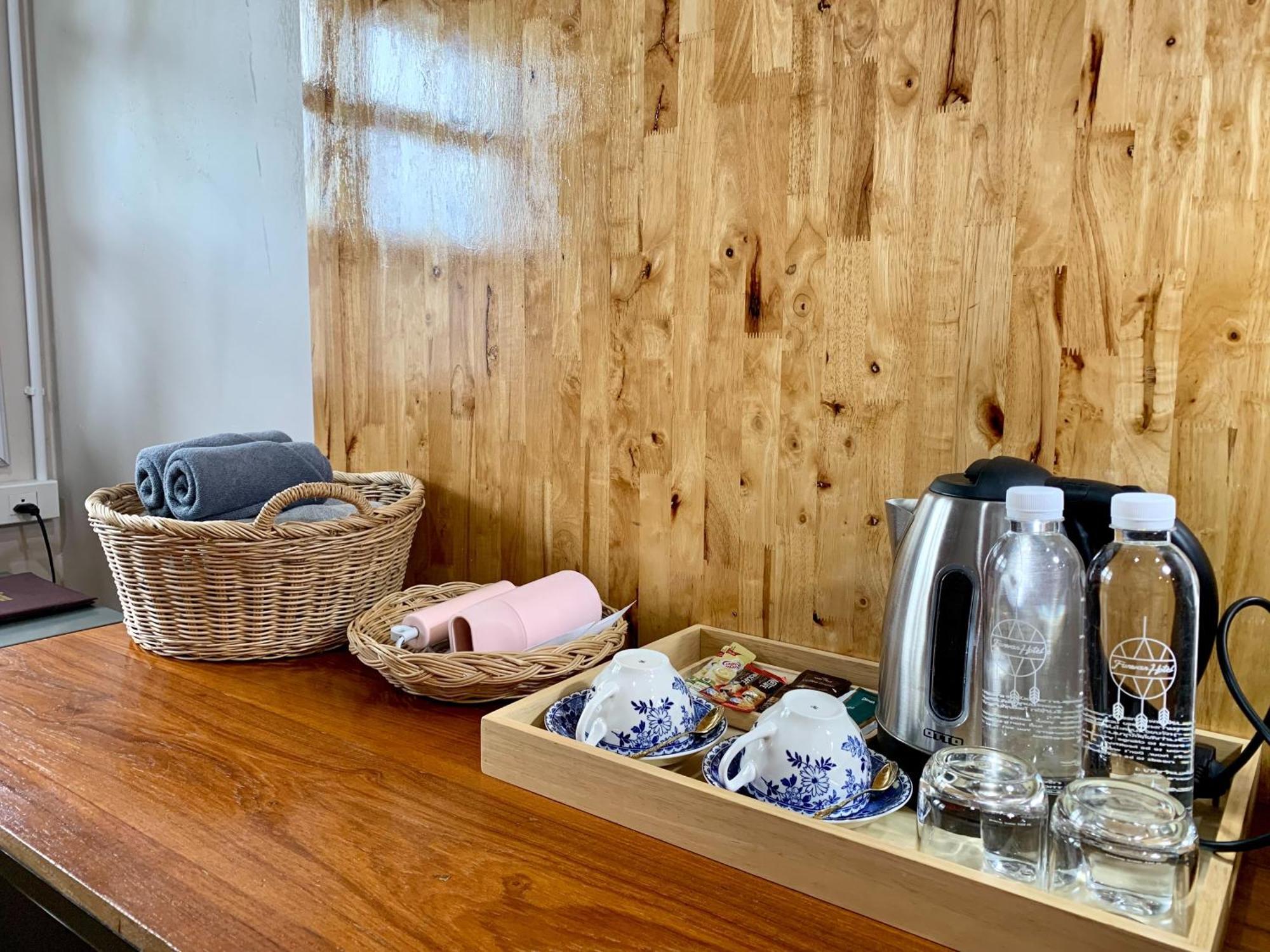 乐湾酒店 Li 外观 照片